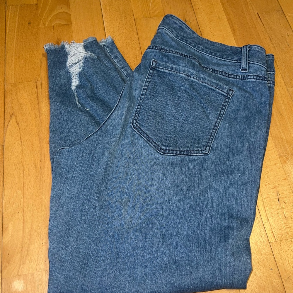 Lane Bryant| Classic Blue| Distressed Cropped Skinny Jeans